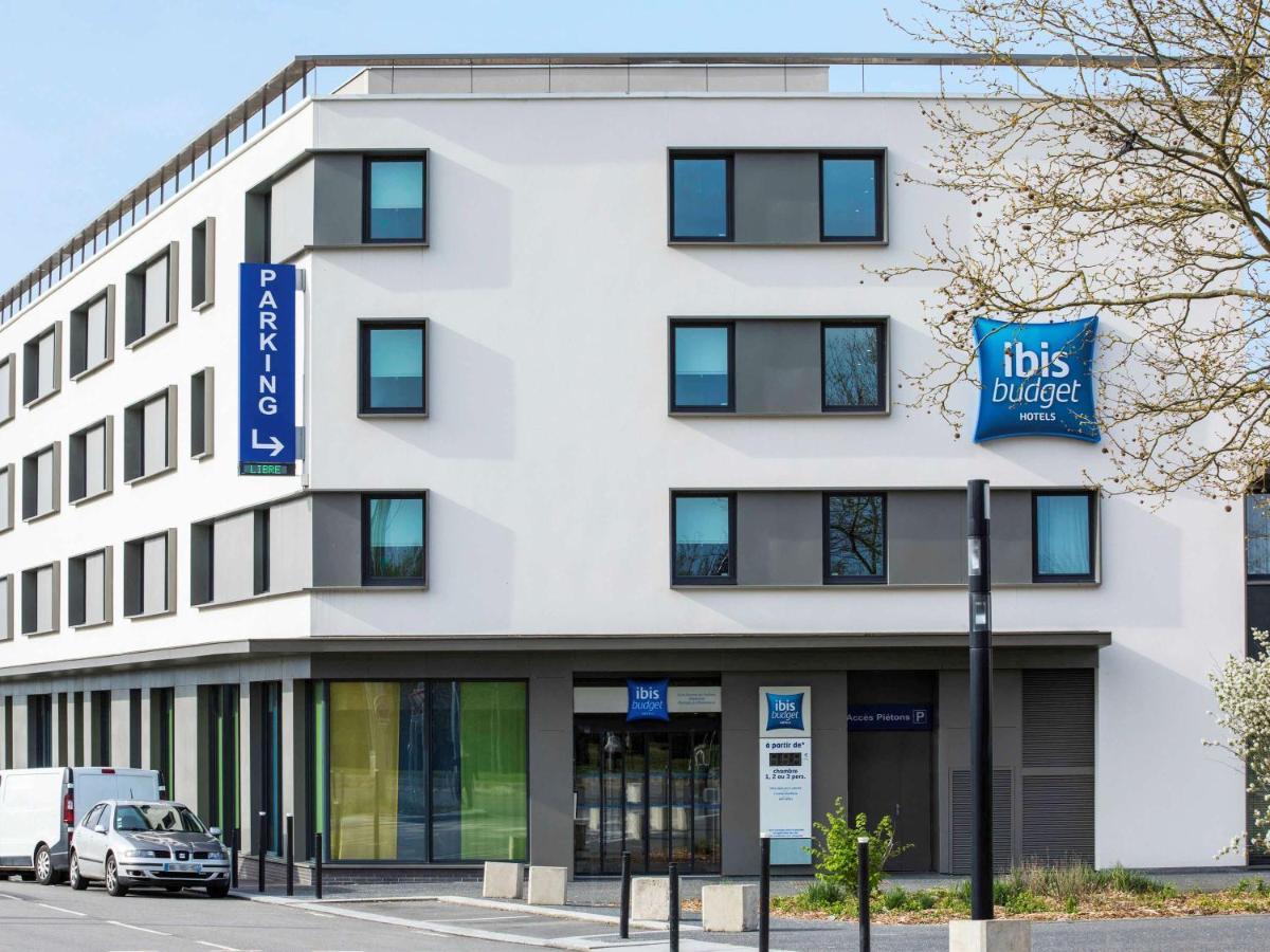 Ibis Budget Saint Quentin Yvelines - Velodrome Montigny-le-Bretonneux Exterior photo